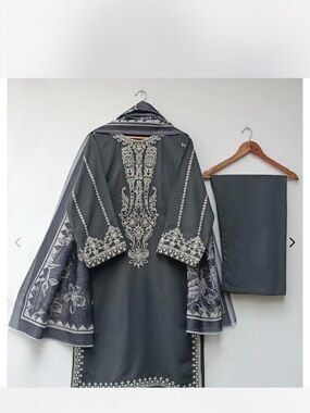 Category: 3Pc, Shirt, Trouser, Cotton Silk Dupatta Fabric: Imported Fabric Shirt